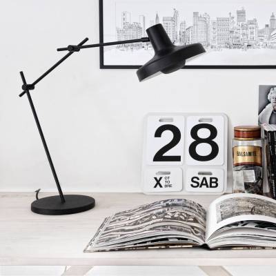 Lampe de bureau AR-T / H. 82 cm / Noir ou Blanc