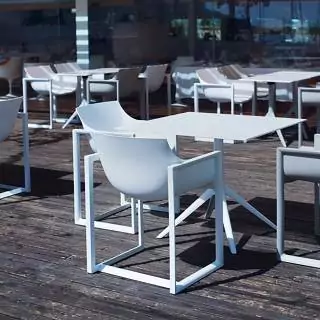 MAUD Lot de 2 Fauteuils outdoor WALL STREET / H. assise 45 cm / Blanc