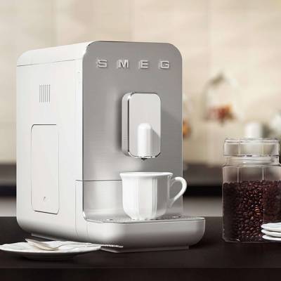 Machine à café SMEG / Hauteur 43,3 cm / Blanc / Années 50 / SMEG