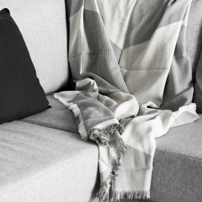 Plais laine merinos gris / Muuto / Sway Throw