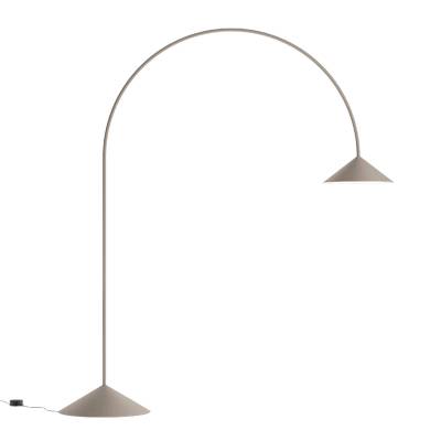 Lampadaire d'extérieur courbé en métal OUT /  H. 242 cm / Beige / Vibia