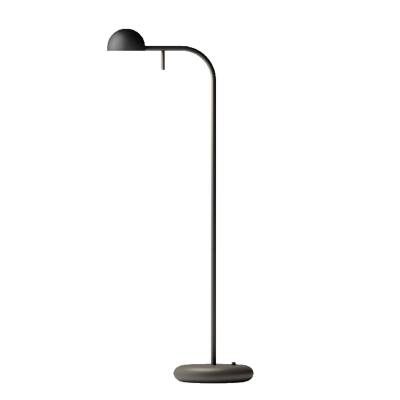 Lampe à poser PIN / L. 23 cm x H. 55 cm / Métal / Noir / Vibia