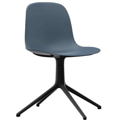 Chaise pivotante FORM / Bleu / Piétement noir / Normann Copenhagen