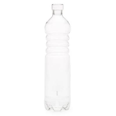 Une bouteille en verre SI-BOTTLE 3 anneaux / Seletti