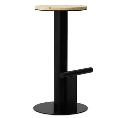 Tabouret de bar POLE / H. assise 75 cm / Bois de Pin et Métal noir / Normann Copenhagen