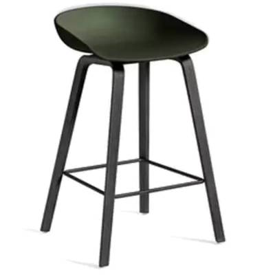 Tabouret de bar ABOUT A STOOL AAS 32 / Plastique et piètement bois - H 75 ou 65 cm