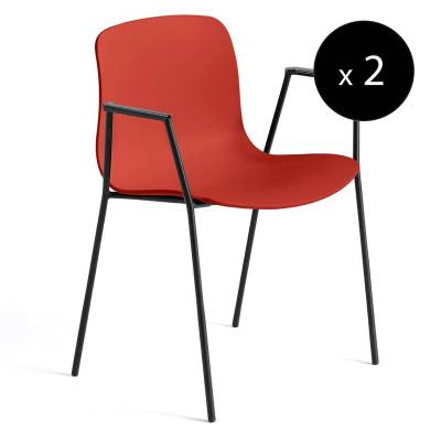 Chaise avec accoudoirs AAC 18 / Rouge pieds noir