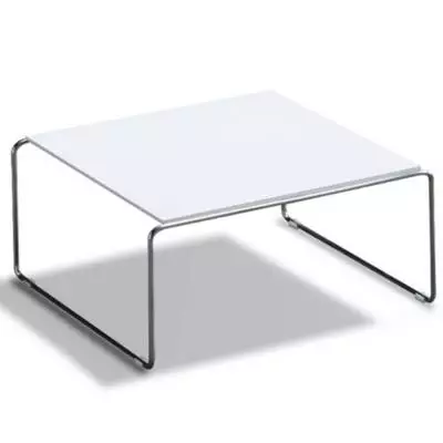 Table d'appoint ETNIA / 66 x 62 cm / Blanc