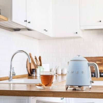 Petite bouilloire électrique 0,8 litres SMEG / Années 50